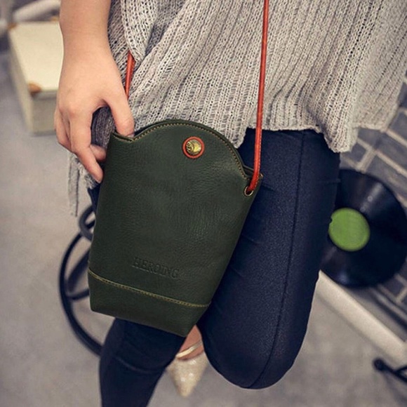 Handbags - Leather Crossbody Purse Forest Green NIB